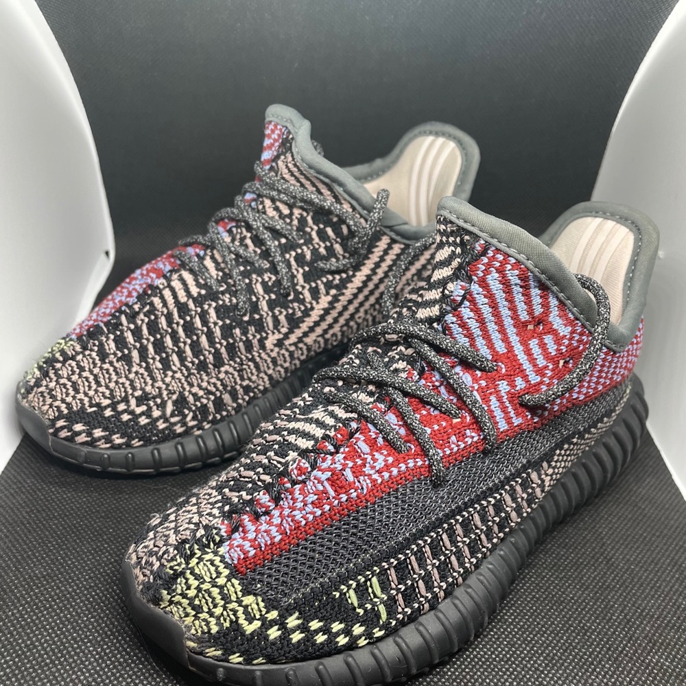 Yeezy Yecheil Kids 10k